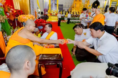 ภาพบรรยากาศพิธีทำบุญอายุวัฒนมงคล ๗๐ ปี พระสมุทรวชิรโสภณ วิ. (หลวงพ่ออิฏฐ์) วัดจุฬามณี ๑ สิงหาคม ๒๕๖๙ (ชุดที่ ๒) — ภาพที่ 57