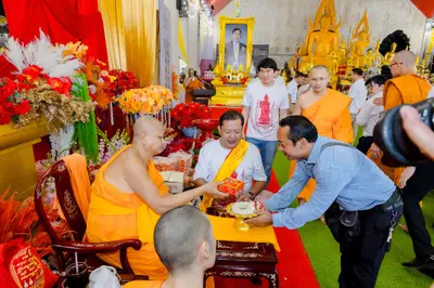 ภาพบรรยากาศพิธีทำบุญอายุวัฒนมงคล ๗๐ ปี พระสมุทรวชิรโสภณ วิ. (หลวงพ่ออิฏฐ์) วัดจุฬามณี ๑ สิงหาคม ๒๕๖๙ (ชุดที่ ๒) — ภาพที่ 58