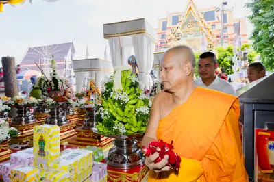 ภาพบรรยากาศพิธีทำบุญอายุวัฒนมงคล ๗๐ ปี พระสมุทรวชิรโสภณ วิ. (หลวงพ่ออิฏฐ์) วัดจุฬามณี ๑ สิงหาคม ๒๕๖๙ (ชุดที่ ๒) — ภาพที่ 60