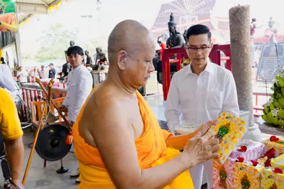 ภาพบรรยากาศพิธีทำบุญอายุวัฒนมงคล ๗๐ ปี พระสมุทรวชิรโสภณ วิ. (หลวงพ่ออิฏฐ์) วัดจุฬามณี ๑ สิงหาคม ๒๕๖๙ (ชุดที่ ๒) — ภาพที่ 62
