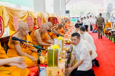 ภาพบรรยากาศพิธีทำบุญอายุวัฒนมงคล ๗๐ ปี พระสมุทรวชิรโสภณ วิ. (หลวงพ่ออิฏฐ์) วัดจุฬามณี ๑ สิงหาคม ๒๕๖๙ (ชุดที่ ๒) — ภาพที่ 131