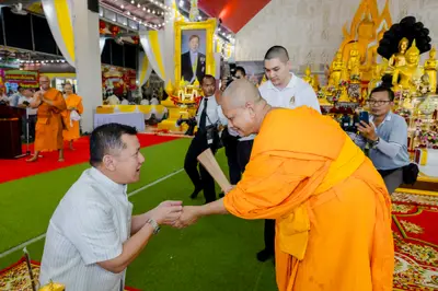 ภาพบรรยากาศพิธีทำบุญอายุวัฒนมงคล ๗๐ ปี พระสมุทรวชิรโสภณ วิ. (หลวงพ่ออิฏฐ์) วัดจุฬามณี ๑ สิงหาคม ๒๕๖๙ (ชุดที่ ๒) — ภาพที่ 136