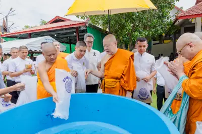 ภาพบรรยากาศพิธีทำบุญอายุวัฒนมงคล ๗๐ ปี พระสมุทรวชิรโสภณ วิ. (หลวงพ่ออิฏฐ์) วัดจุฬามณี ๑ สิงหาคม ๒๕๖๙ (ชุดที่ ๒) — ภาพที่ 146