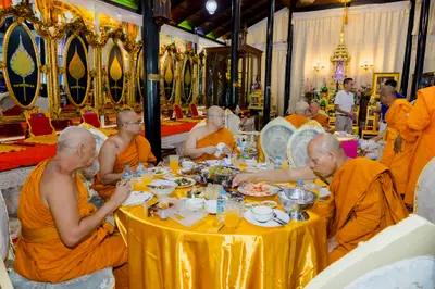 ภาพบรรยากาศพิธีทำบุญอายุวัฒนมงคล ๗๐ ปี พระสมุทรวชิรโสภณ วิ. (หลวงพ่ออิฏฐ์) วัดจุฬามณี ๑ สิงหาคม ๒๕๖๙ (ชุดที่ ๒) — ภาพที่ 156