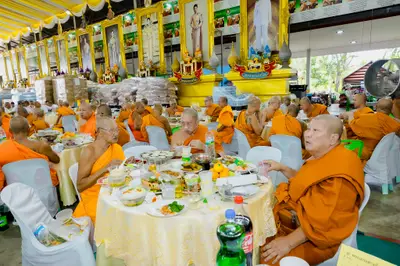 ภาพบรรยากาศพิธีทำบุญอายุวัฒนมงคล ๗๐ ปี พระสมุทรวชิรโสภณ วิ. (หลวงพ่ออิฏฐ์) วัดจุฬามณี ๑ สิงหาคม ๒๕๖๙ (ชุดที่ ๒) — ภาพที่ 159