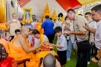 ภาพบรรยากาศพิธีทำบุญอายุวัฒนมงคล ๗๐ ปี พระสมุทรวชิรโสภณ วิ. (หลวงพ่ออิฏฐ์) วัดจุฬามณี ๑ สิงหาคม ๒๕๖๙ (ชุดที่ ๒) — ภาพที่ 172