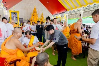 ภาพบรรยากาศพิธีทำบุญอายุวัฒนมงคล ๗๐ ปี พระสมุทรวชิรโสภณ วิ. (หลวงพ่ออิฏฐ์) วัดจุฬามณี ๑ สิงหาคม ๒๕๖๙ (ชุดที่ ๒) — ภาพที่ 176