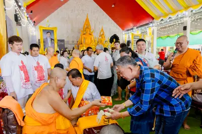 ภาพบรรยากาศพิธีทำบุญอายุวัฒนมงคล ๗๐ ปี พระสมุทรวชิรโสภณ วิ. (หลวงพ่ออิฏฐ์) วัดจุฬามณี ๑ สิงหาคม ๒๕๖๙ (ชุดที่ ๒) — ภาพที่ 177