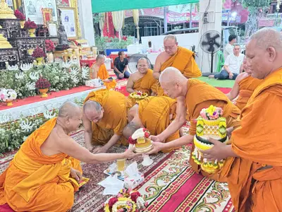 ประมวลภาพคณะสงฆ์และคณะศิษยานุศิษย์ทำสามีจิกรรมในช่วงเทศกาลเข้าพรรษา ๒๕๖๙ วัดจุฬามณี