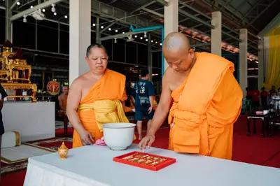 ประมวลภาพพิธีเททองหล่อชนวนมวลสารเหรียญ ๒ พระอุปัชฌาย์ รุ่นไตรมาส ๖๗ และเหรียญเจริญยศ ๑๖๘ วัดจุฬามณี ปี ๒๕๖๗