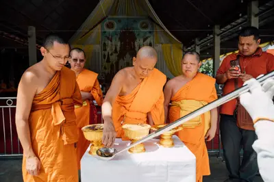 ประมวลภาพพิธีเททองหล่อชนวนมวลสารเหรียญ ๒ พระอุปัชฌาย์ รุ่นไตรมาส ๖๗ และเหรียญเจริญยศ ๑๖๘ วัดจุฬามณี ปี ๒๕๖๗