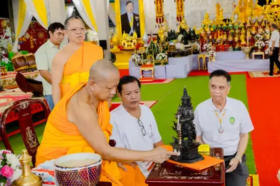 ภาพบรรยากาศพิธีบูชาครู-ครอบครูบูรพาจารย์ วัดจุฬามณี วันพุธที่ ๑๙ สิงหาคม ๒๕๖๙ — ภาพที่ 12