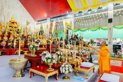 ภาพบรรยากาศพิธีบูชาครู-ครอบครูบูรพาจารย์ วัดจุฬามณี วันพุธที่ ๑๙ สิงหาคม ๒๕๖๙ — ภาพที่ 25