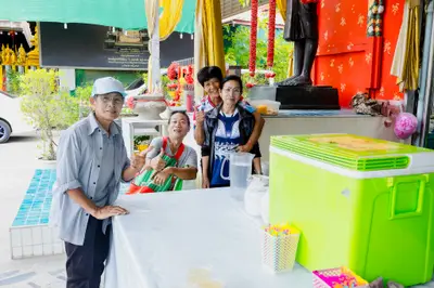 ภาพบรรยากาศพิธีบูชาครู-ครอบครูบูรพาจารย์ วัดจุฬามณี วันพุธที่ ๑๙ สิงหาคม ๒๕๖๙ — ภาพที่ 53