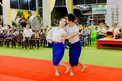 ภาพบรรยากาศพิธีบูชาครู-ครอบครูบูรพาจารย์ วัดจุฬามณี วันพุธที่ ๑๙ สิงหาคม ๒๕๖๙ — ภาพที่ 85