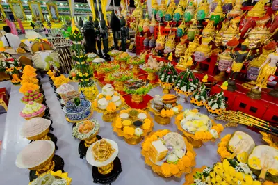 ภาพบรรยากาศพิธีบูชาครู-ครอบครูบูรพาจารย์ วัดจุฬามณี วันพฤหัสบดีที่ ๒๐ สิงหาคม ๒๕๖๙ — ภาพที่ 16