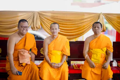 ภาพบรรยากาศพิธีบูชาครู-ครอบครูบูรพาจารย์ วัดจุฬามณี วันพฤหัสบดีที่ ๒๐ สิงหาคม ๒๕๖๙ — ภาพที่ 34