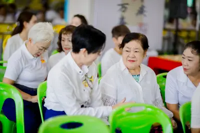 ภาพบรรยากาศพิธีบูชาครู-ครอบครูบูรพาจารย์ วัดจุฬามณี วันพฤหัสบดีที่ ๒๐ สิงหาคม ๒๕๖๙ — ภาพที่ 38