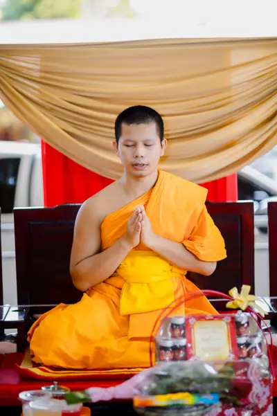 ภาพบรรยากาศพิธีบูชาครู-ครอบครูบูรพาจารย์ วัดจุฬามณี วันพฤหัสบดีที่ ๒๐ สิงหาคม ๒๕๖๙ — ภาพที่ 47
