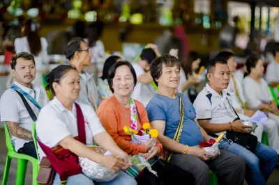 ภาพบรรยากาศพิธีบูชาครู-ครอบครูบูรพาจารย์ วัดจุฬามณี วันพฤหัสบดีที่ ๒๐ สิงหาคม ๒๕๖๙ — ภาพที่ 88