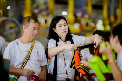 ภาพบรรยากาศพิธีบูชาครู-ครอบครูบูรพาจารย์ วัดจุฬามณี วันพฤหัสบดีที่ ๒๐ สิงหาคม ๒๕๖๙ — ภาพที่ 89