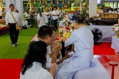 ภาพบรรยากาศพิธีบูชาครู-ครอบครูบูรพาจารย์ วัดจุฬามณี วันพฤหัสบดีที่ ๒๐ สิงหาคม ๒๕๖๙ — ภาพที่ 127