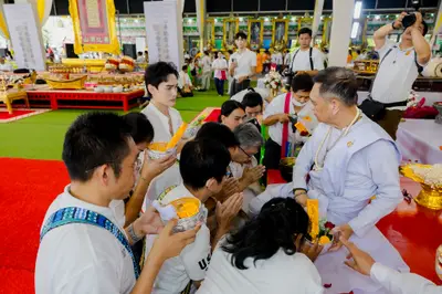 ภาพบรรยากาศพิธีบูชาครู-ครอบครูบูรพาจารย์ วัดจุฬามณี วันพฤหัสบดีที่ ๒๐ สิงหาคม ๒๕๖๙ — ภาพที่ 149