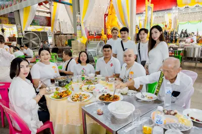 ภาพบรรยากาศพิธีบูชาครู-ครอบครูบูรพาจารย์ วัดจุฬามณี วันพฤหัสบดีที่ ๒๐ สิงหาคม ๒๕๖๙ — ภาพที่ 153