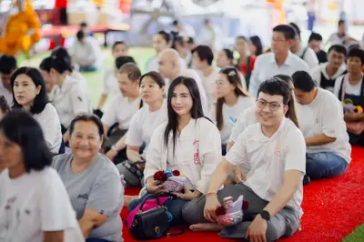 ภาพบรรยากาศพิธีบูชาครู-ครอบครูบูรพาจารย์ วัดจุฬามณี วันพฤหัสบดีที่ ๒๐ สิงหาคม ๒๕๖๙ — ภาพที่ 183