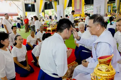 ภาพบรรยากาศพิธีบูชาครู-ครอบครูบูรพาจารย์ วัดจุฬามณี วันพฤหัสบดีที่ ๒๐ สิงหาคม ๒๕๖๙ — ภาพที่ 205