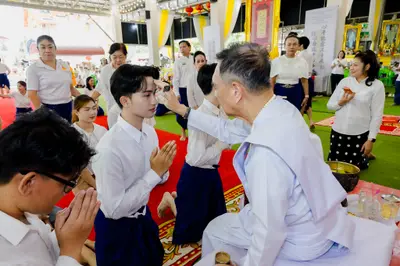 ภาพบรรยากาศพิธีบูชาครู-ครอบครูบูรพาจารย์ วัดจุฬามณี วันพฤหัสบดีที่ ๒๐ สิงหาคม ๒๕๖๙ — ภาพที่ 208