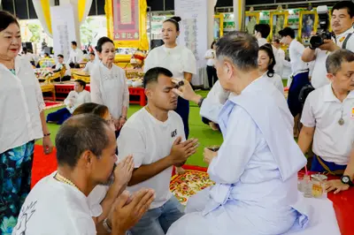 ภาพบรรยากาศพิธีบูชาครู-ครอบครูบูรพาจารย์ วัดจุฬามณี วันพฤหัสบดีที่ ๒๐ สิงหาคม ๒๕๖๙ — ภาพที่ 210