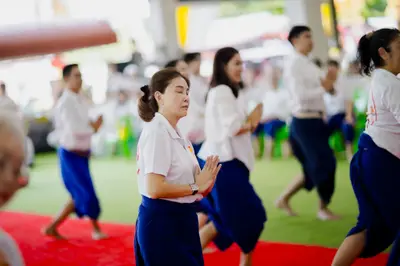 ภาพบรรยากาศพิธีบูชาครู-ครอบครูบูรพาจารย์ วัดจุฬามณี วันพฤหัสบดีที่ ๒๐ สิงหาคม ๒๕๖๙ — ภาพที่ 215