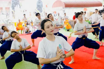 ภาพบรรยากาศพิธีบูชาครู-ครอบครูบูรพาจารย์ วัดจุฬามณี วันพฤหัสบดีที่ ๒๐ สิงหาคม ๒๕๖๙ — ภาพที่ 224