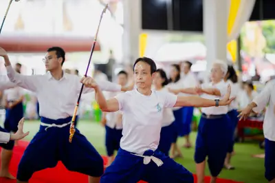 ภาพบรรยากาศพิธีบูชาครู-ครอบครูบูรพาจารย์ วัดจุฬามณี วันพฤหัสบดีที่ ๒๐ สิงหาคม ๒๕๖๙ — ภาพที่ 229