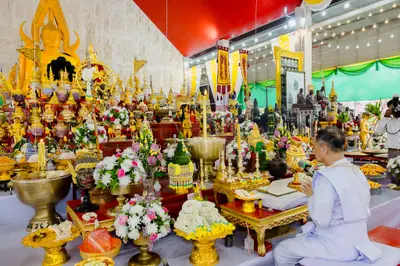 ภาพบรรยากาศพิธีบูชาครู-ครอบครูบูรพาจารย์ วัดจุฬามณี วันพฤหัสบดีที่ ๒๐ สิงหาคม ๒๕๖๙ — ภาพที่ 234
