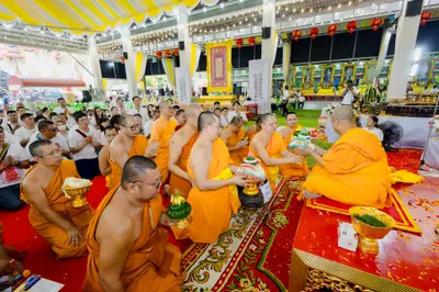 ภาพบรรยากาศพิธีบูชาครู-ครอบครูบูรพาจารย์ วัดจุฬามณี วันพฤหัสบดีที่ ๒๐ สิงหาคม ๒๕๖๙ — ภาพที่ 270
