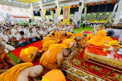 ภาพบรรยากาศพิธีบูชาครู-ครอบครูบูรพาจารย์ วัดจุฬามณี วันพฤหัสบดีที่ ๒๐ สิงหาคม ๒๕๖๙ — ภาพที่ 274