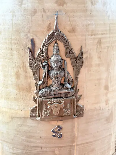 การจัดสร้างระฆังสำริด ๔ เทพ วัดจุฬามณี — หุ่นต้นแบบองค์ระฆังและลวดลายประดับ (ภาพที่ 20)