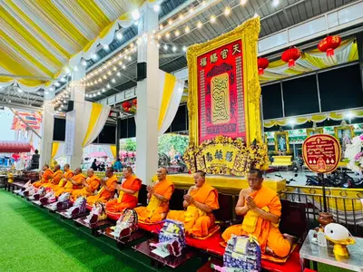 พิธีเจริญพระพุทธมนต์และมอบเครื่องอุปโภคบริโภคแก่ชุมชนวัดจุฬามณี ๘ กันยายน ๒๕๖๙ — พิธีเจริญพระพุทธมนต์ (ภาพที่ 12)