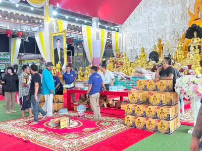 พิธีเจริญพระพุทธมนต์และมอบเครื่องอุปโภคบริโภคแก่ชุมชนวัดจุฬามณี ๘ กันยายน ๒๕๖๙ — มอบเครื่องอุปโภคบริโภคแก่ชาวชุมชน ณ วัดจุฬามณี (ภาพที่ 58)