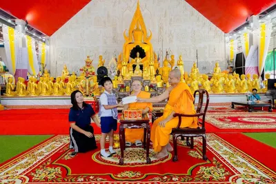 พิธีมอบทุนการศึกษาสงเคราะห์นักเรียน ๑๐๐ ทุน และถุงยังชีพ ๕๐ ถุง ณ ศาลาพระพุทธชินราช วัดจุฬามณี ๓๐ กันยายน ๒๕๖๙