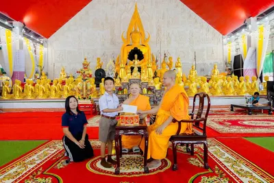 พิธีมอบทุนการศึกษาสงเคราะห์นักเรียน ๑๐๐ ทุน และถุงยังชีพ ๕๐ ถุง ณ ศาลาพระพุทธชินราช วัดจุฬามณี ๓๐ กันยายน ๒๕๖๙