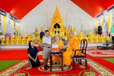 พิธีมอบทุนการศึกษาสงเคราะห์นักเรียน ๑๐๐ ทุน และถุงยังชีพ ๕๐ ถุง ณ ศาลาพระพุทธชินราช วัดจุฬามณี ๓๐ กันยายน ๒๕๖๙