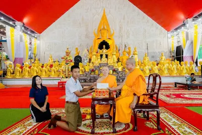 พิธีมอบทุนการศึกษาสงเคราะห์นักเรียน ๑๐๐ ทุน และถุงยังชีพ ๕๐ ถุง ณ ศาลาพระพุทธชินราช วัดจุฬามณี ๓๐ กันยายน ๒๕๖๙
