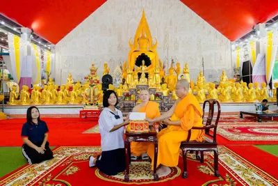 พิธีมอบทุนการศึกษาสงเคราะห์นักเรียน ๑๐๐ ทุน และถุงยังชีพ ๕๐ ถุง ณ ศาลาพระพุทธชินราช วัดจุฬามณี ๓๐ กันยายน ๒๕๖๙