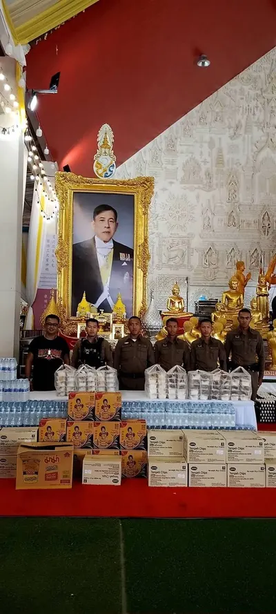 โรงครัวหลวงพ่ออิฏฐ์ วัดจุฬามณี ประกอบอาหารและส่งมอบสิ่งของช่วยผู้ประสบอุทกภัย ๕ ตุลาคม ๒๕๖๙