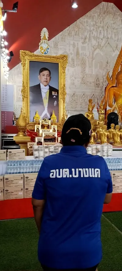 โรงครัวหลวงพ่ออิฏฐ์ วัดจุฬามณี ประกอบอาหารช่วยผู้ประสบอุทกภัย ๑๐ ตุลาคม ๒๕๖๙