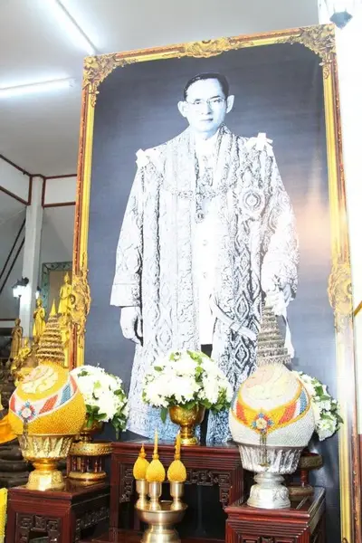 ประมวลภาพการสวดพระอภิธรรมพระบรมศพ พระบาทสมเด็จพระเจ้าอยู่หัวในพระบรมโกศ ณ วัดจุฬามณี ปี ๒๕๕๙