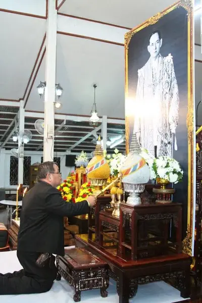ประมวลภาพการสวดพระอภิธรรมพระบรมศพ พระบาทสมเด็จพระเจ้าอยู่หัวในพระบรมโกศ ณ วัดจุฬามณี ปี ๒๕๕๙